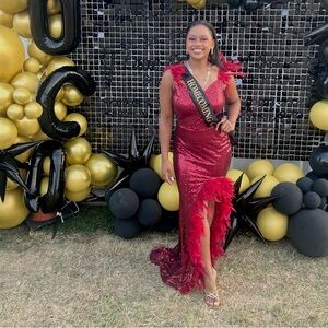 Homecoming, prom, banquet dress